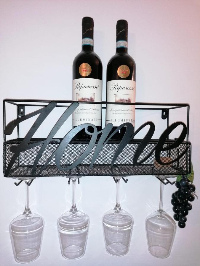 In Vino Veritas 苏尔莫纳 外观 照片